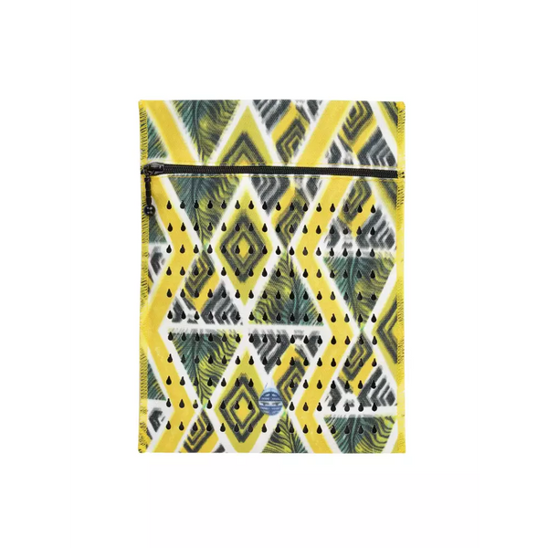 Dia-Cool insulin cooling wallet with colorful geometric pattern, designed for 4 insulin pens or 8 vials.