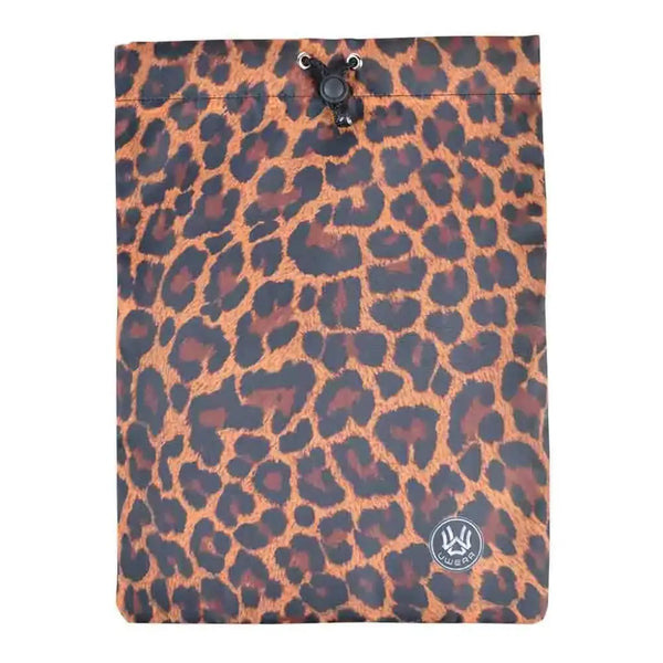 Experience Color and Convenience with the Kaio-Dia Shoe