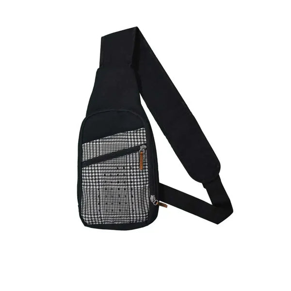 Shoulder bag with insulin cooling system for diabetes management.