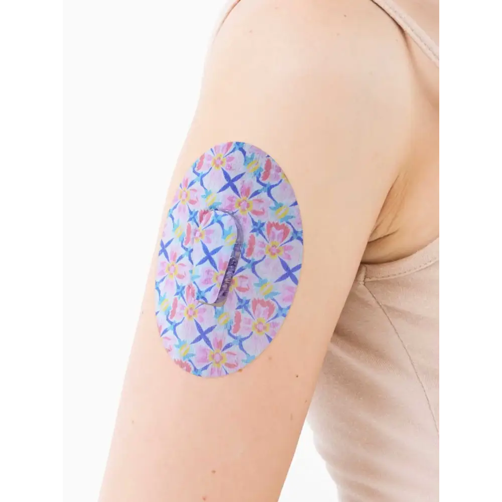 Dexcom G6用 固定パッチ、Spring シリーズ、腕に装着、クローズアップ