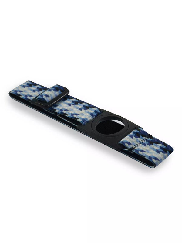 Dexcom G7 Armband with Rotating Clip in blue graphic design.