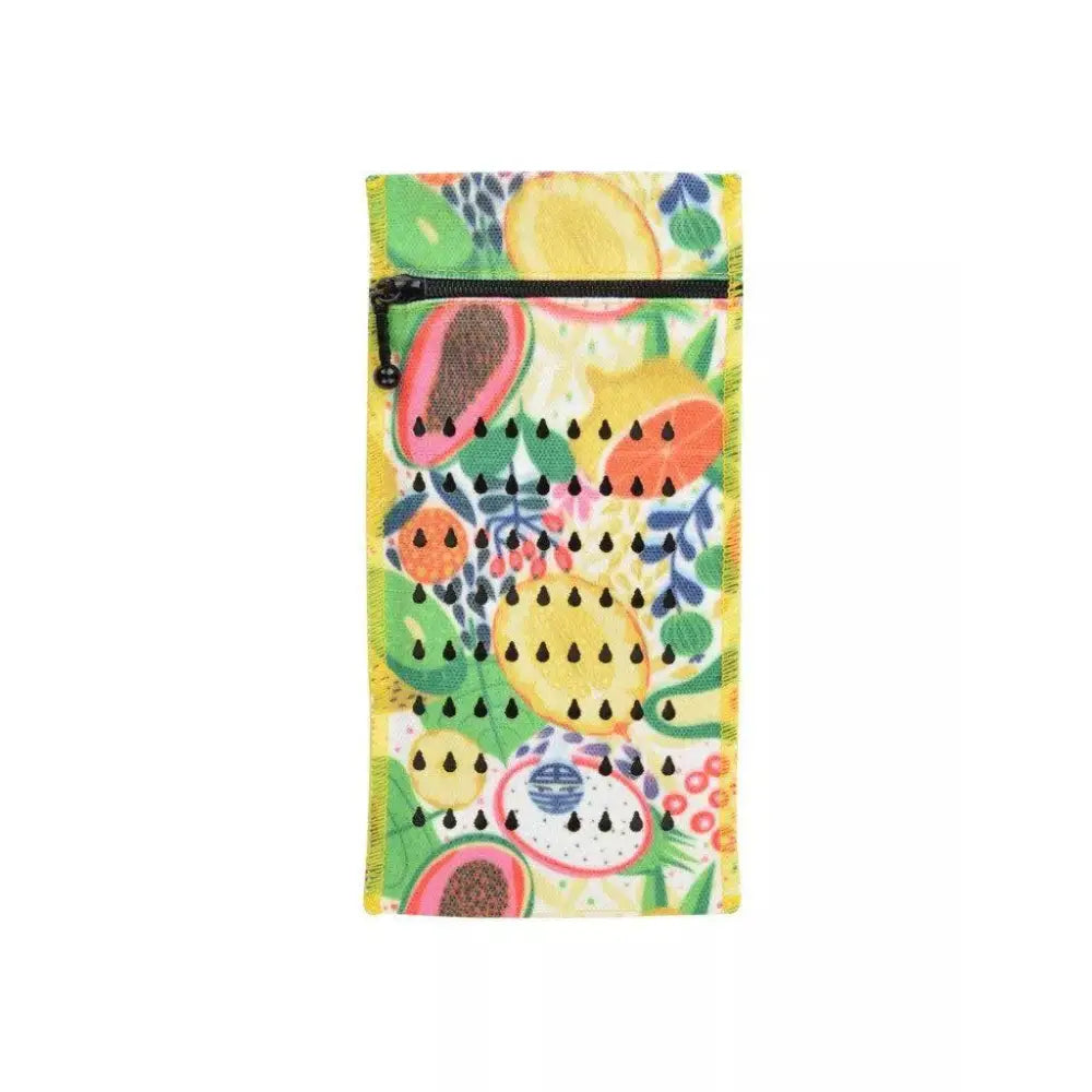 Insulin cooling wallet for kids with colorful fruit design, fits 2 insulin pens or vials, maintains optimal temperature up to 48 hours.