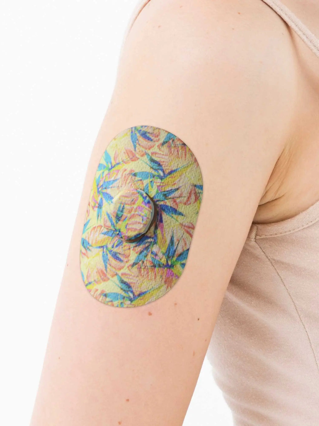 Dexcom G7用 固定パッチ、Tequila Sunrise 柄、腕に装着
